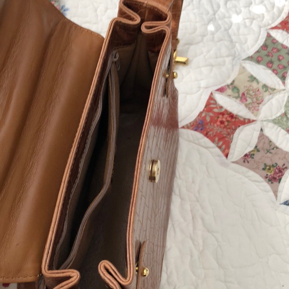 Handbag - Picture 4 of 6